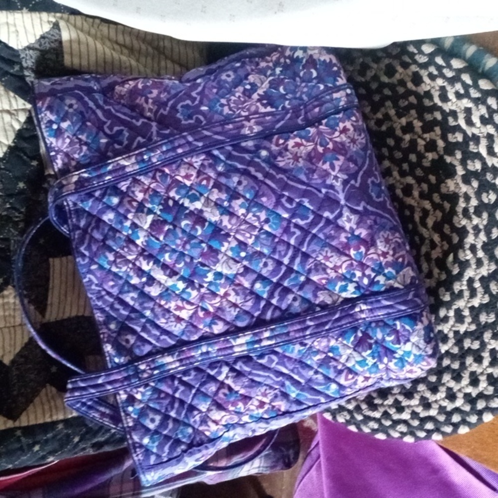 Vera Bradley Tote - Picture 2 of 4